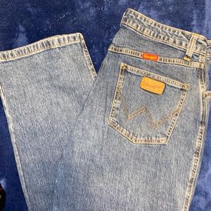 Stretchy straight leg wranglers